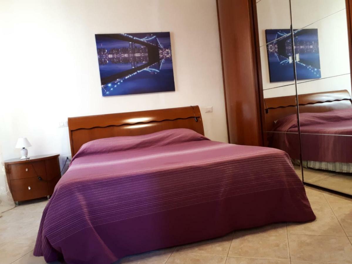 A 100Metri Da Piazza Duomo Di Ortigia Lägenhet Syrakusa Exteriör bild